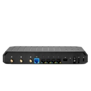 Cradlepoint E102 Small Branch Enterprise Router, Cat 7 LTE, Essential Plan, 2x SMA cellular connectors, 5x GbE RJ45 Ports, Dual SIM, 5 Year NetCloud